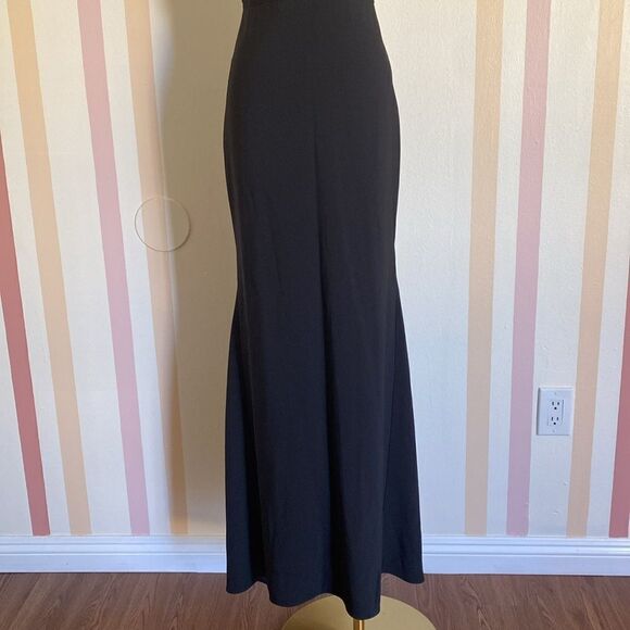 Theia Chiara Side Cutout Panel Column Gown Size 2 - Picture 4 of 16